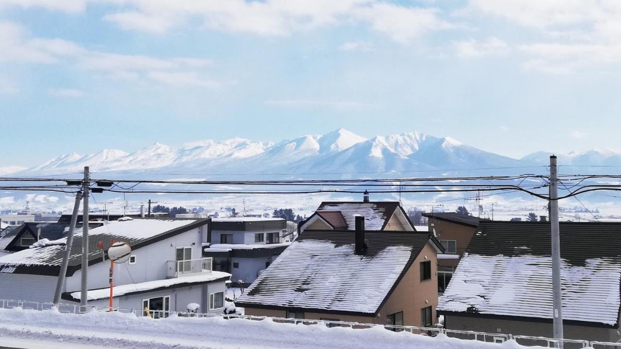Hotel Hanafuji Inn Nakafurano Εξωτερικό φωτογραφία