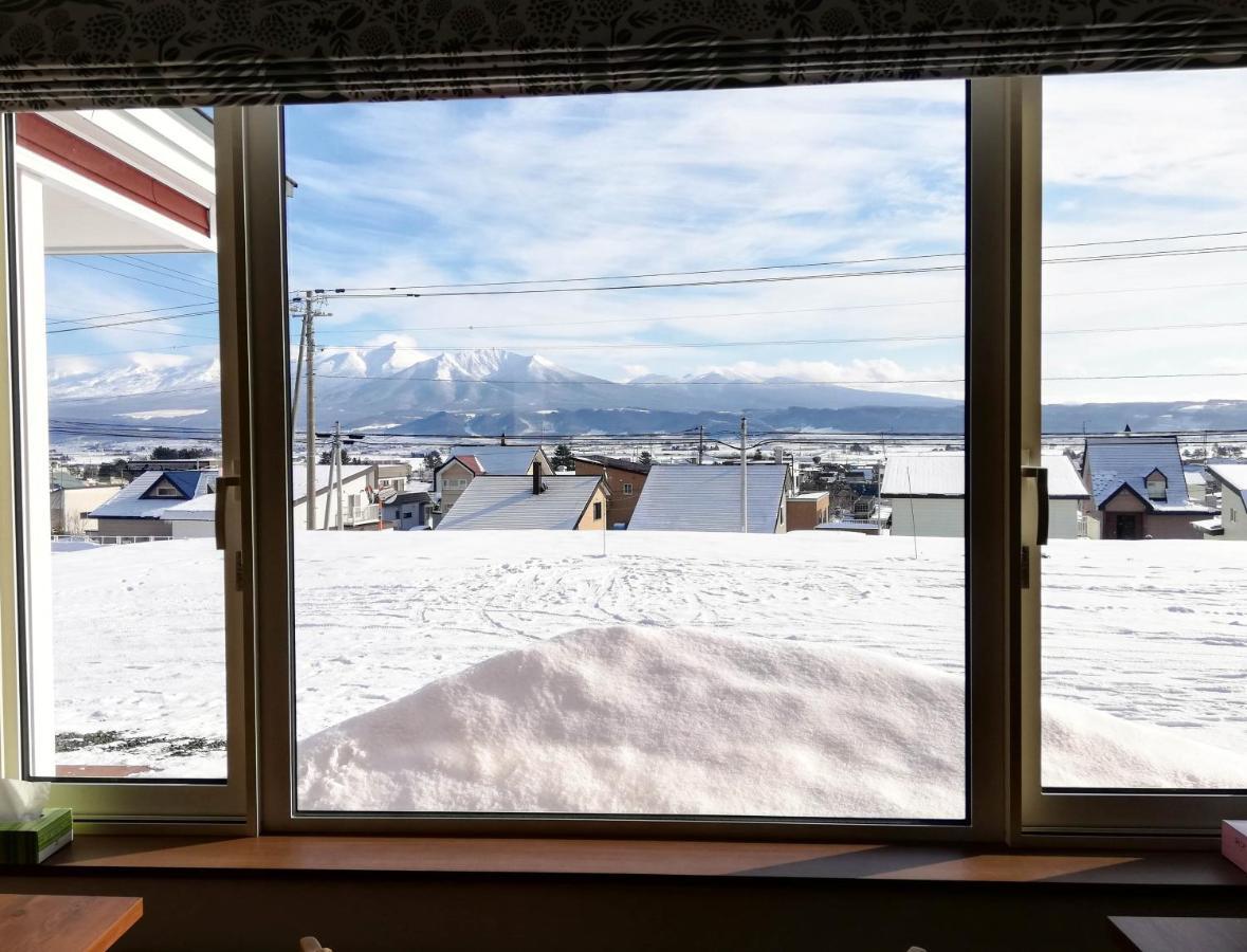 Hotel Hanafuji Inn Nakafurano Εξωτερικό φωτογραφία